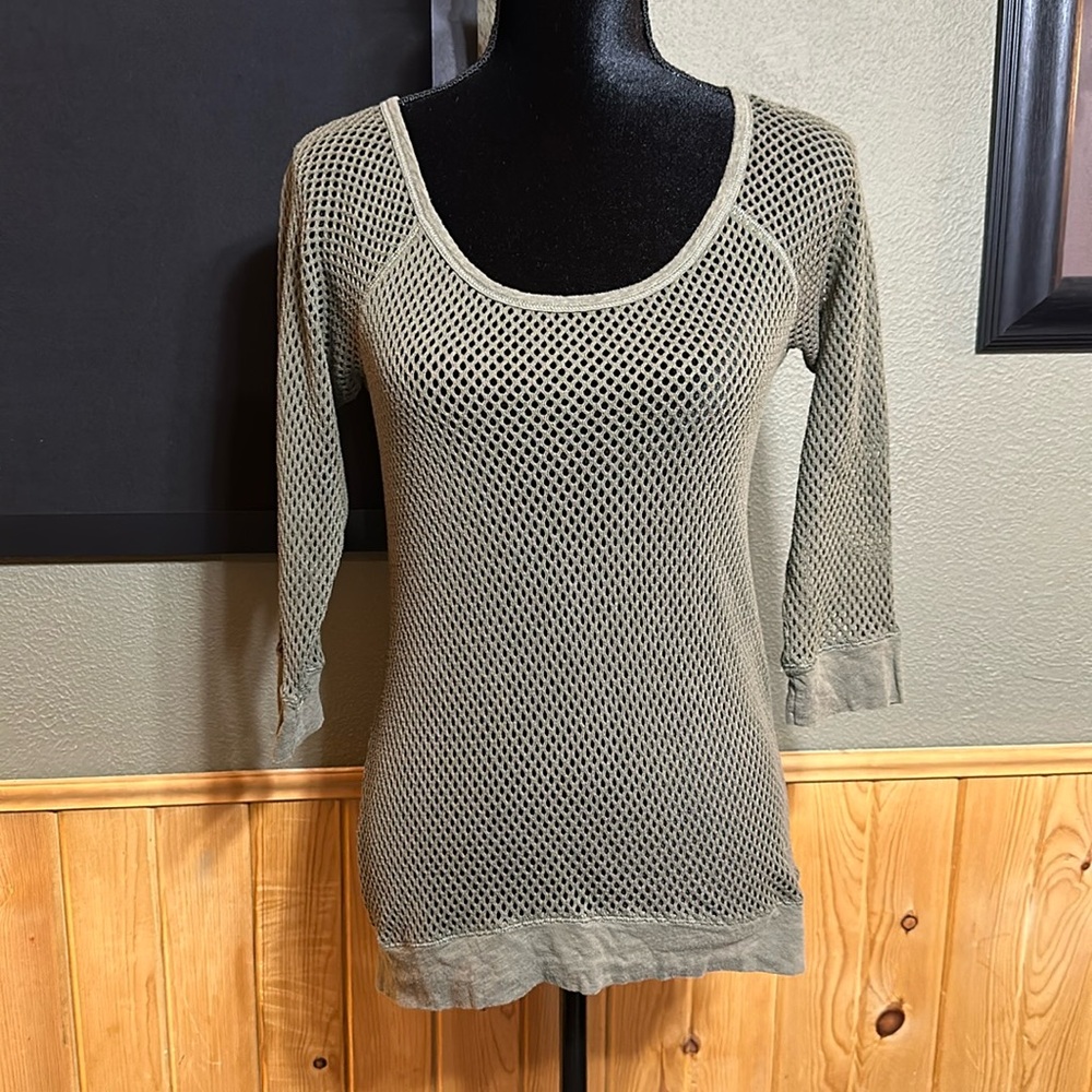 Express long sleeved top